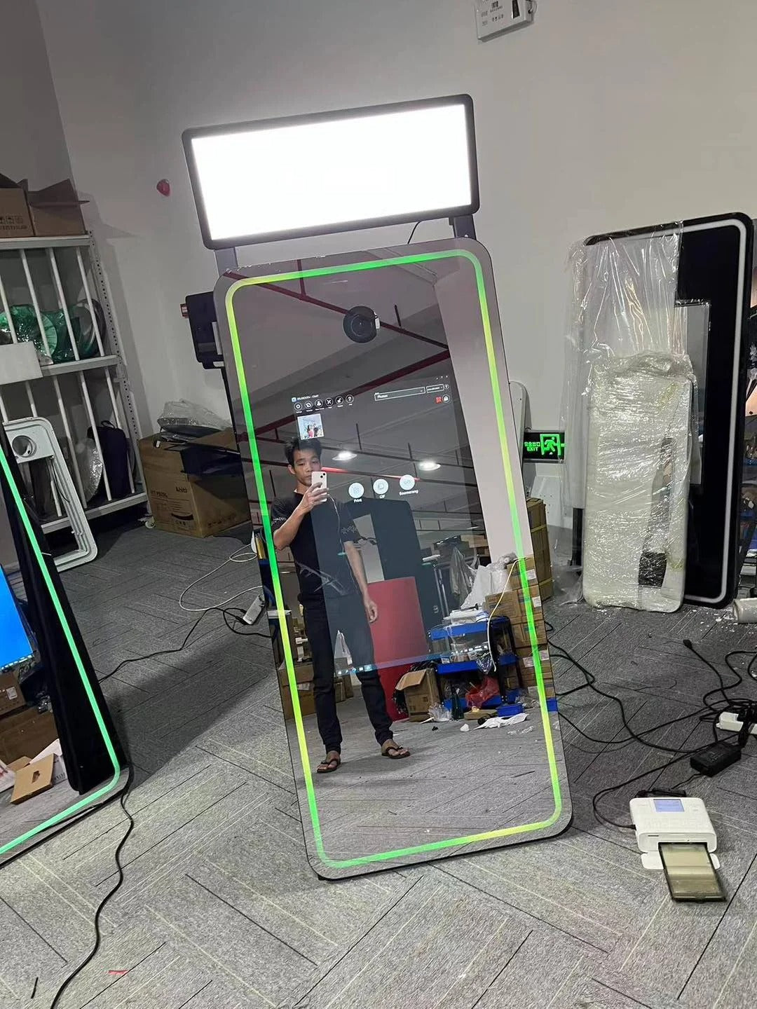 70inch mirror photo booth